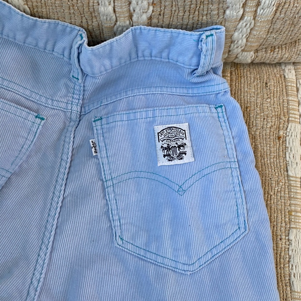 RARE “gals corduroy” Levi’s from 1985